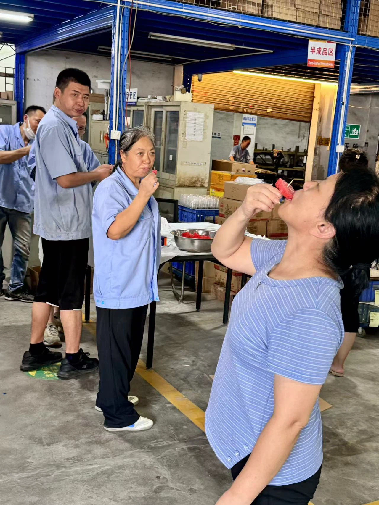 fbd59ec9f698140da170cdbb2810671